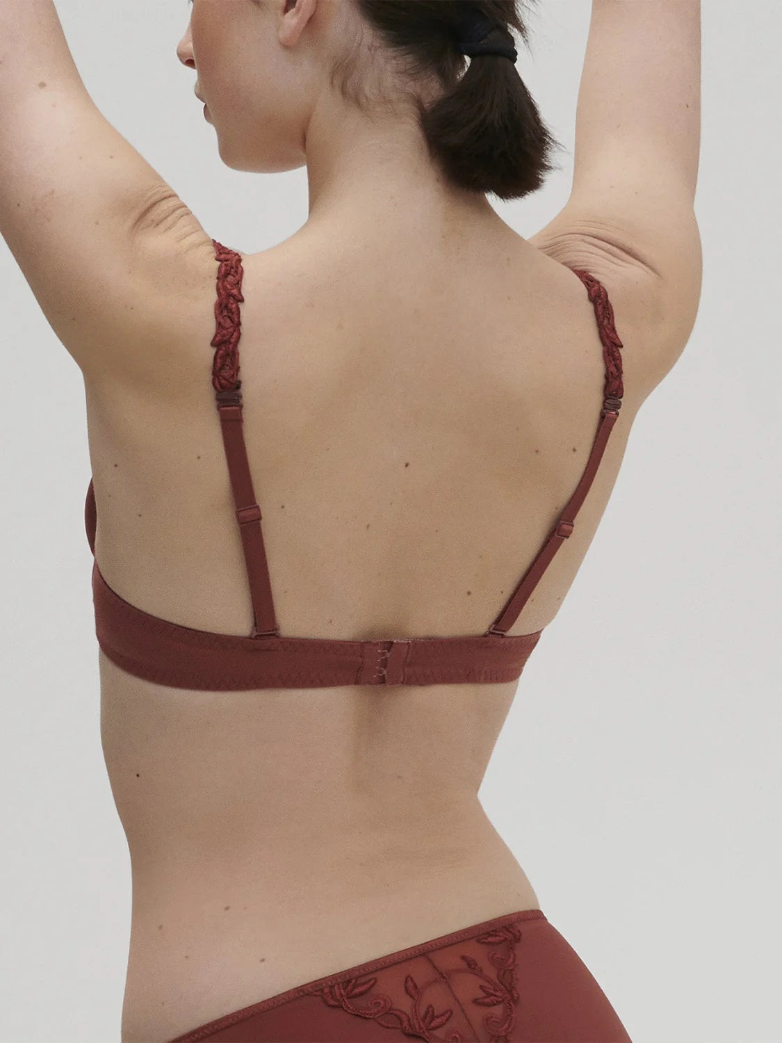 ANDORA 3D Spacer Plunge Bra