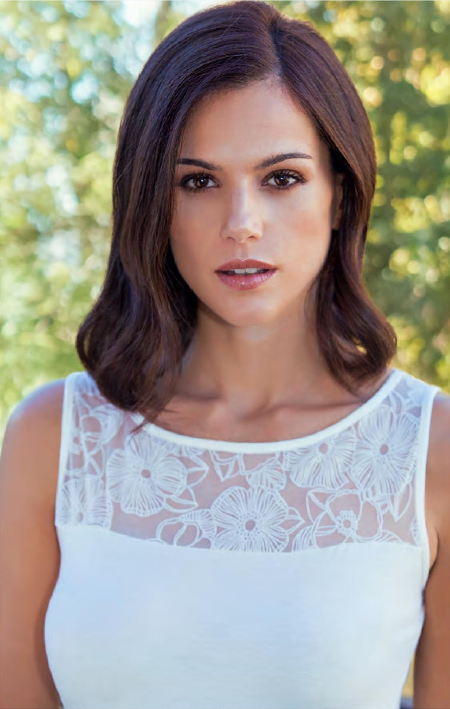 EGi's Modal collection includes a camisole crafted from Lenzing Modal® fabric. It is renowned for its comfort, breathability and moisture-wicking properties, presenting its wearers with a soft, luxurious texture and exceptional colorfastness. 