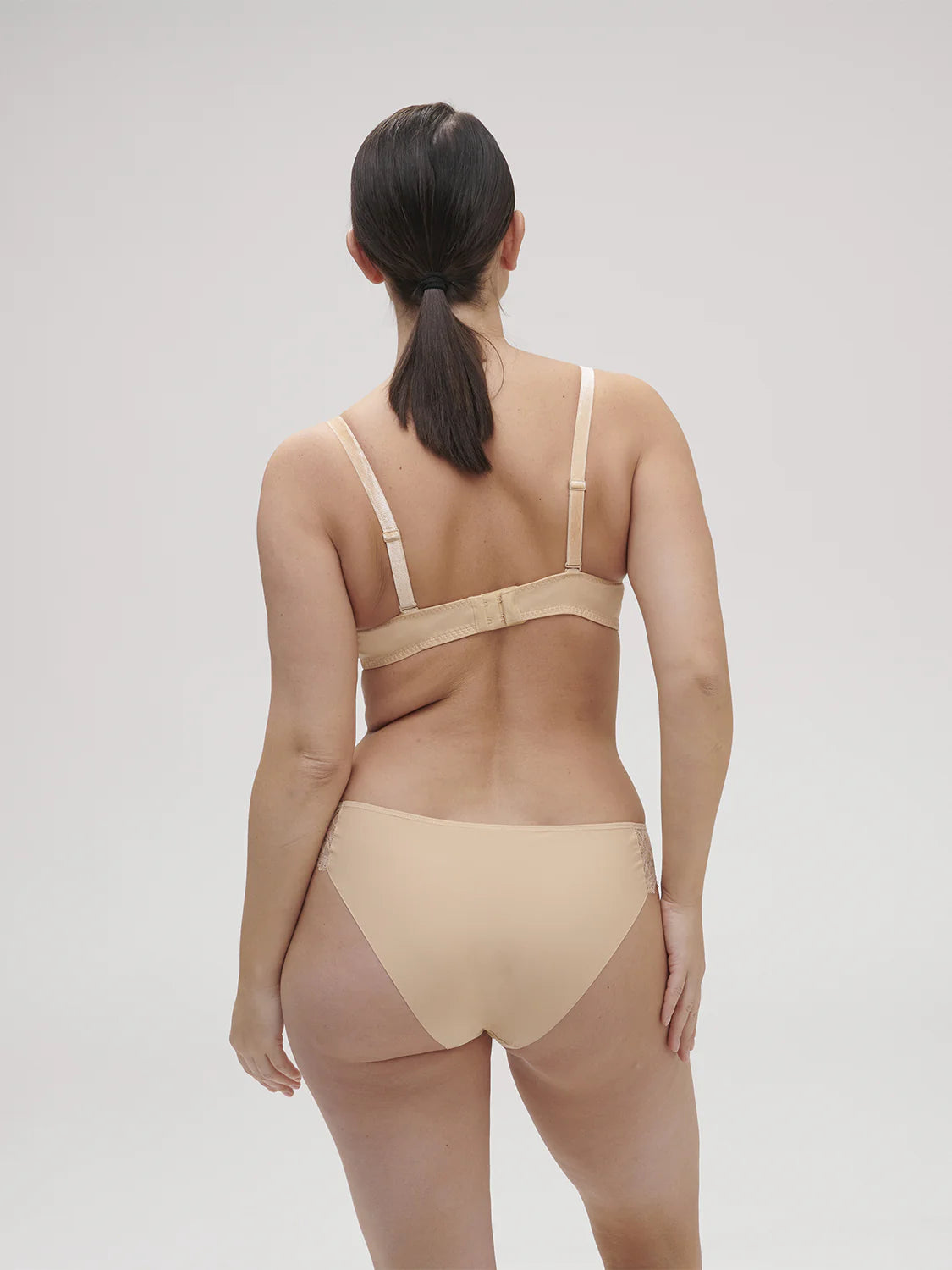 Escale Wireless Triangle Bralette