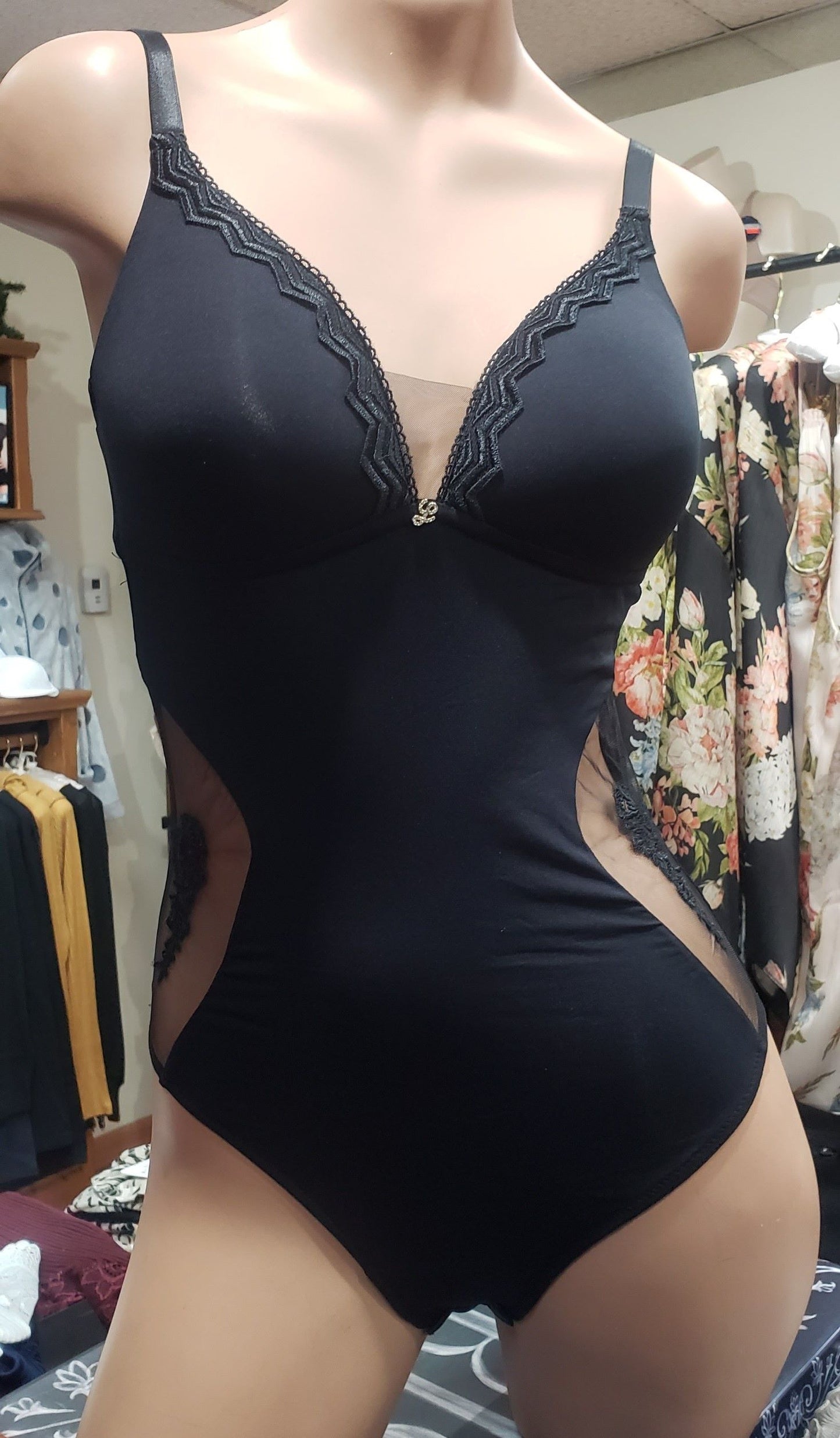 Leilieve Luxurious & Glamorous Wireless Bodysuit