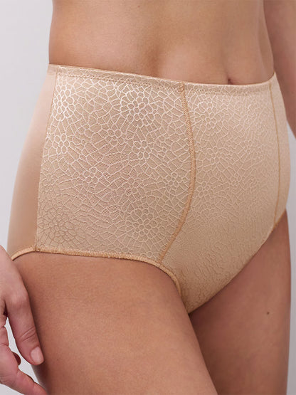 C MAGNIFIQUE Smoothing Full Brief
