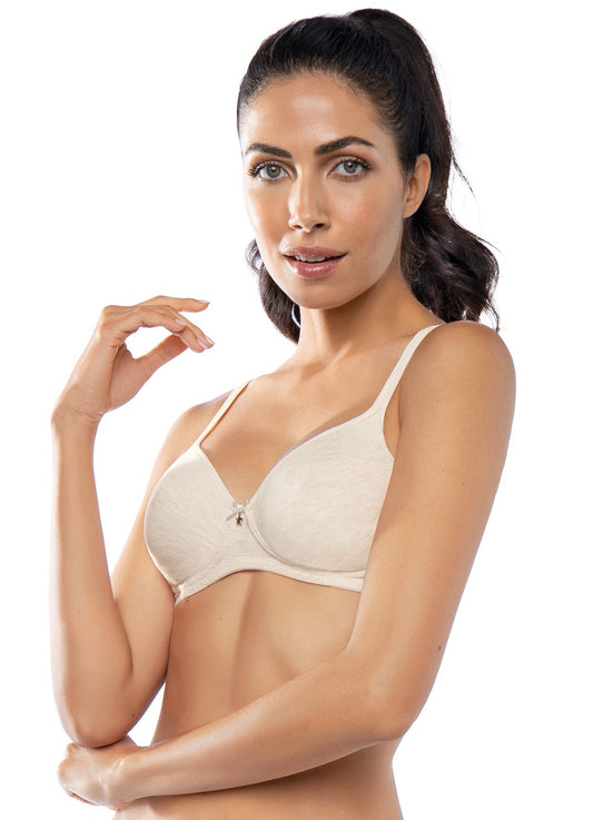 he SIéLEI Organic Cotton line from Italy presents this wire-free, unpadded bra, crafted with hand-picked organic cotton, renowned for its gentle qualities.