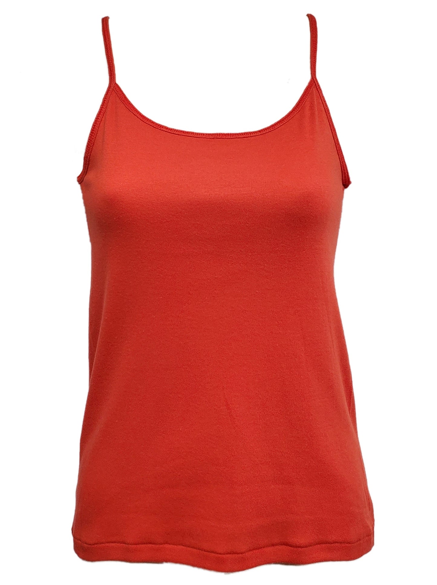 The Makò Cotton line by Emmebivi from Italy features this lightweight top, composed of a premium extra-long staple cotton variety of Egyptian origin.